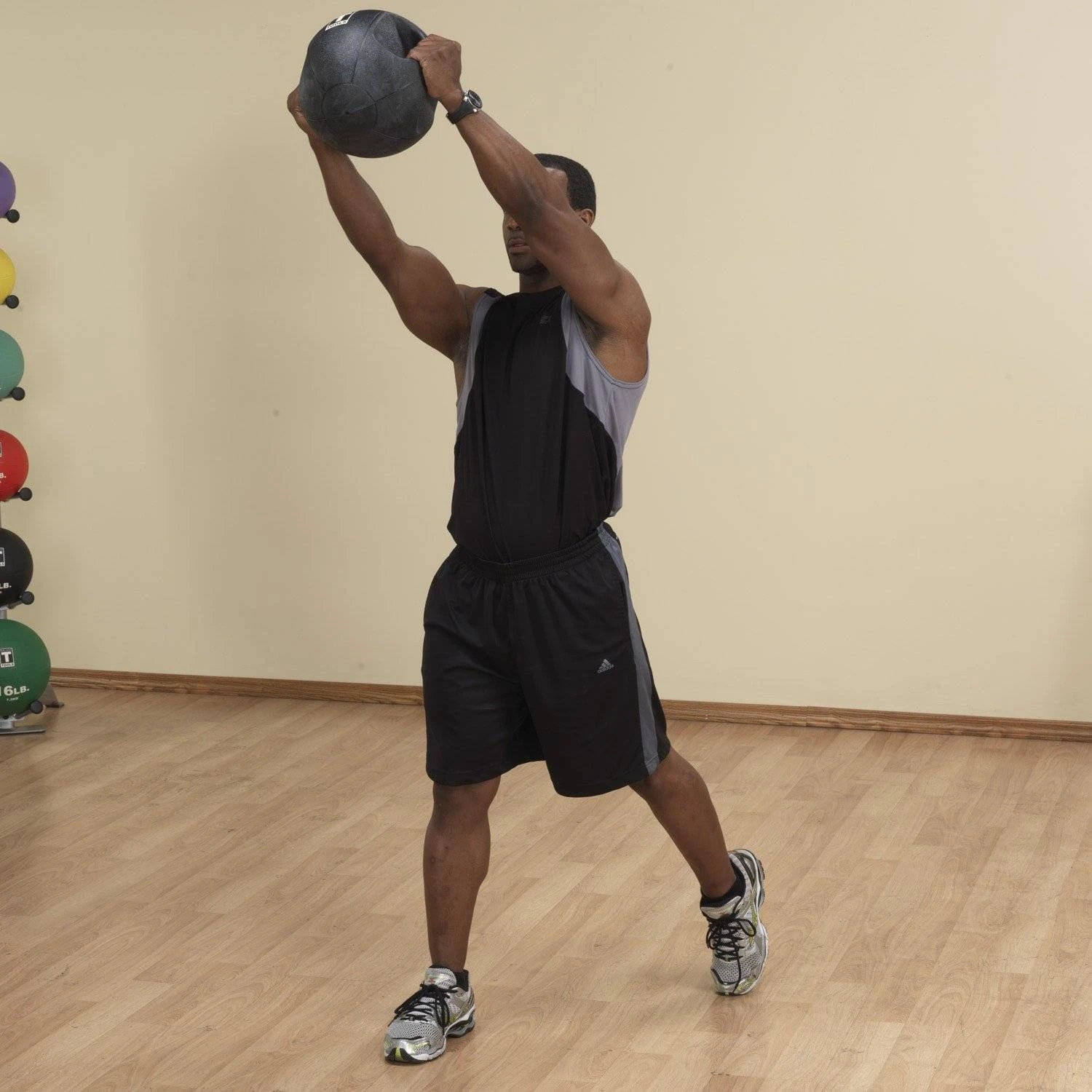 Body-Solid Tools Dual Grip Medicine Ball BSTDMB 9 Body-Solid Tools Dual Grip Medicine Ball BSTDMB - Image 9