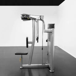 BodyKore Isolation Series Pec Deck Rear Fly GR633 -Fitness Equipment Sales BodyKoreGR633IsolationSeriesSelectorizedPectoralFlyBackExtensionSideView