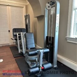 Body-Solid Pro Clubline Leg Extension SLE200G -Fitness Equipment Sales body solid pcl sle200g leg extension customer photo