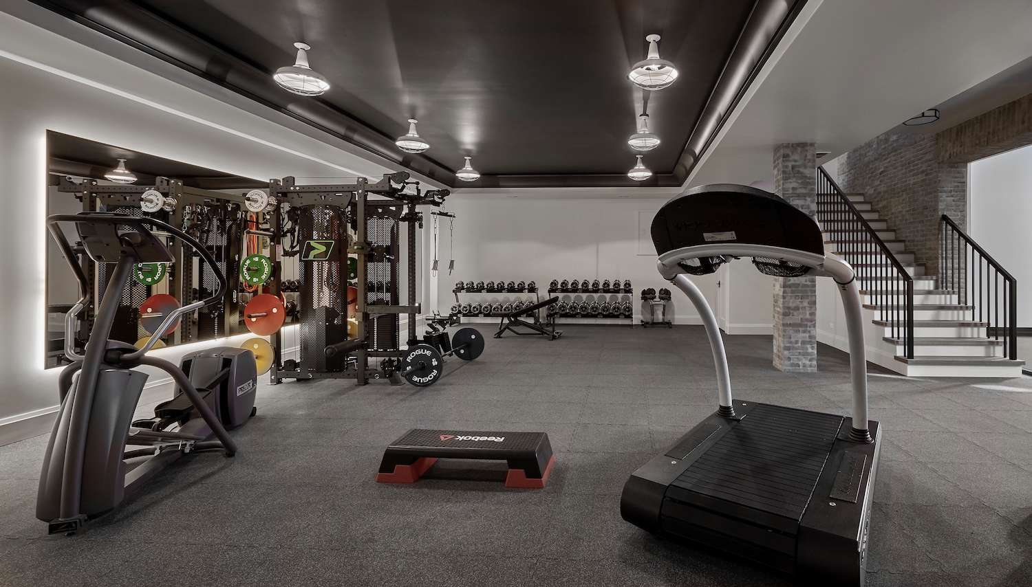 Fitness Equipment Sales -Fitness Equipment Sales JessicaLagrangeInteriors creditTonySoluri c5e4abfcb4444381b516821381b72ea0